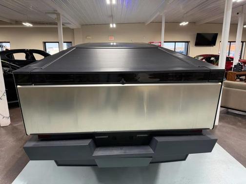 2024 Tesla Cybertruck All-Wheel Drive