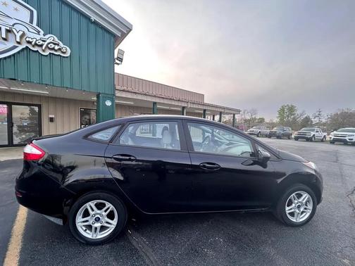 2017 Ford Fiesta SE