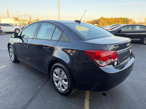 Blue Ray Metallic 2015 Chevrolet Cruze LS