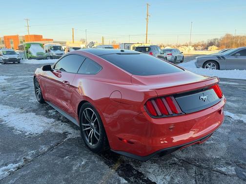 2016 Ford Mustang EcoBoost Premium