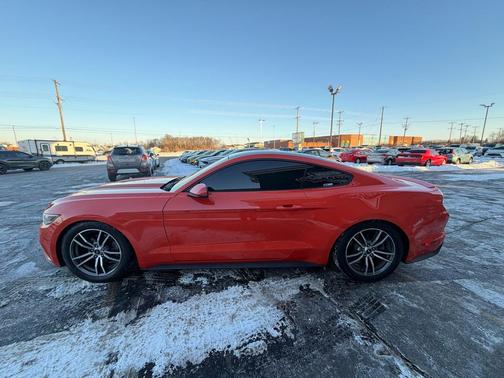 2016 Ford Mustang EcoBoost Premium