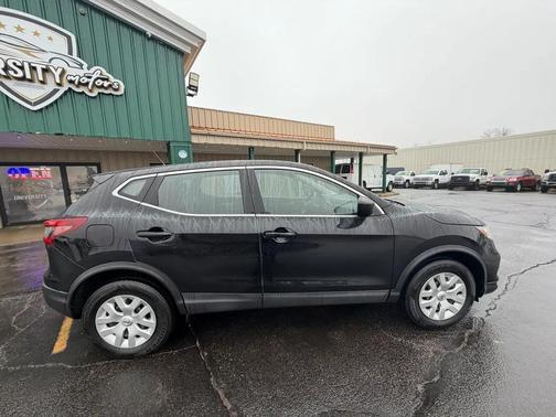 2020 Nissan Rogue Sport S