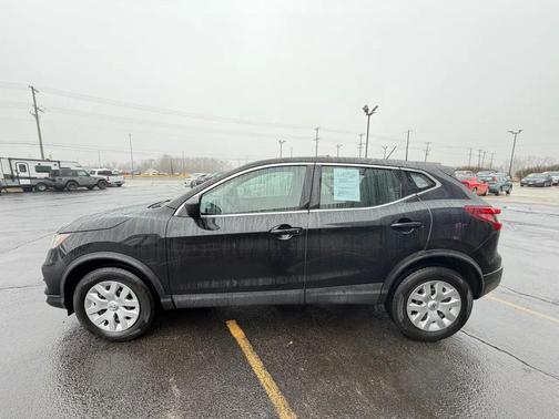 2020 Nissan Rogue Sport S