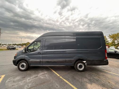 2019 Ford Transit-250 Base