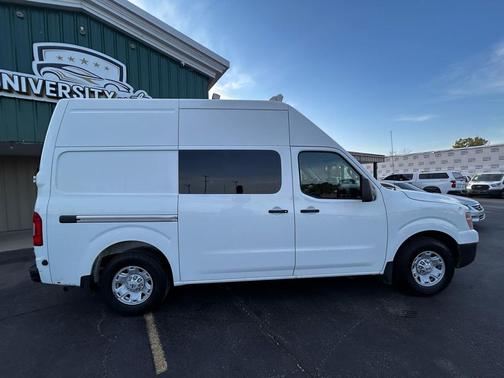 2013 Nissan NV Cargo NV3500 HD S V8
