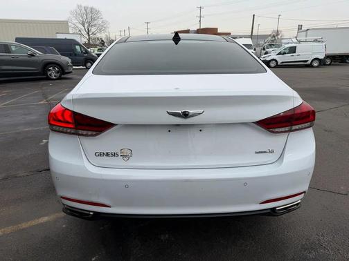 2016 Hyundai Genesis 3.8