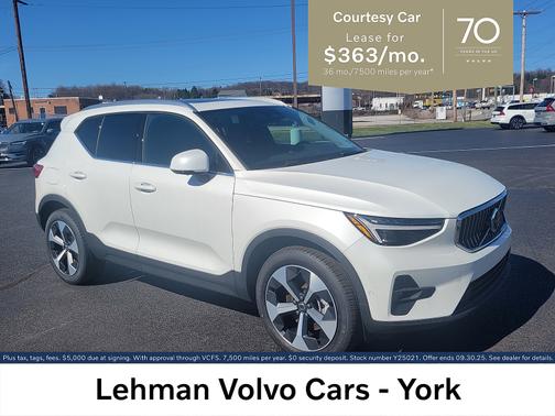 2025 Volvo XC40 Plus Bright Theme