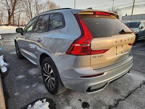 2025 Volvo XC60 Plus