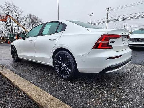 2025 Volvo S60 Ultra