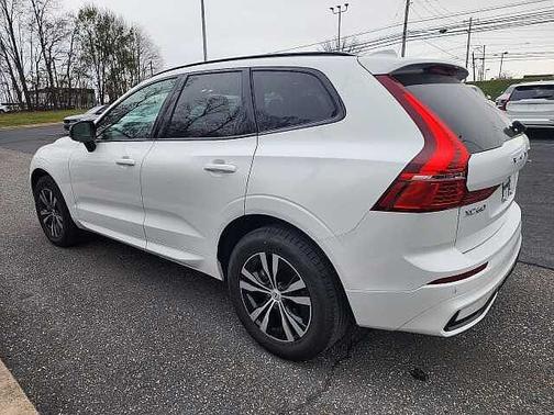 2025 Volvo XC60 Core