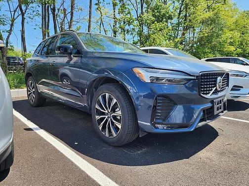 Denim Blue 2025 Volvo XC60 Plus