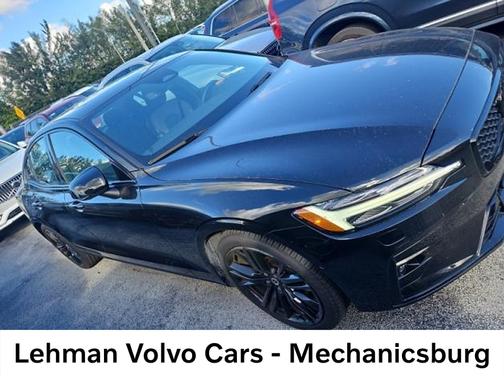 2024 Volvo S60 B5 Plus Black Edition