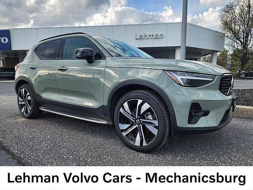 Sage Green 2024 Volvo XC40 Plus