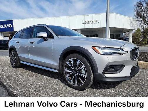 2025 Volvo V60 Cross Country Ultra