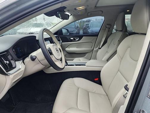 Vapour Grey 2025 Volvo V60 Cross Country Plus