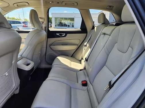 Denim Blue 2023 Volvo XC60 Plus
