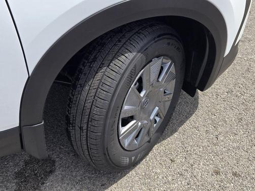 Fresh Powder 2026 Nissan Kicks S