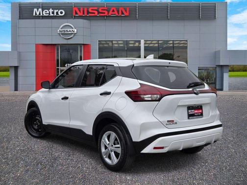 2024 Nissan Kicks S