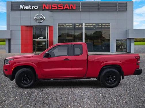 2023 Nissan Frontier S
