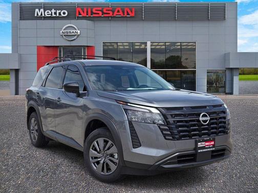 Gun Metallic 2026 Nissan Pathfinder SV