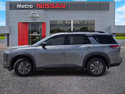 Gun Metallic 2026 Nissan Pathfinder SV