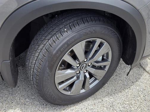 Gun Metallic 2026 Nissan Pathfinder SV