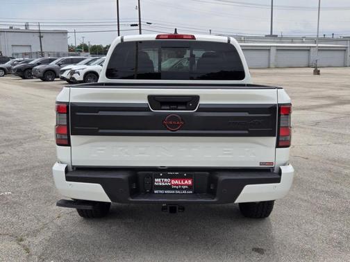 Glacier White 2026 Nissan Frontier PRO-4X