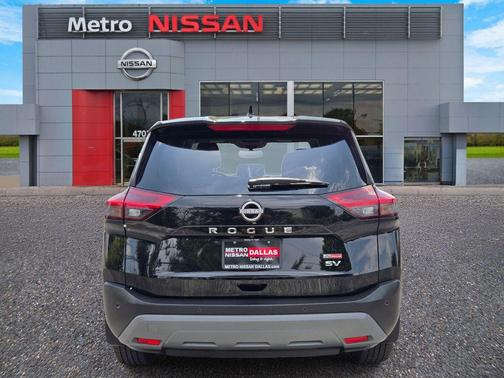 Black 2023 Nissan Rogue SV