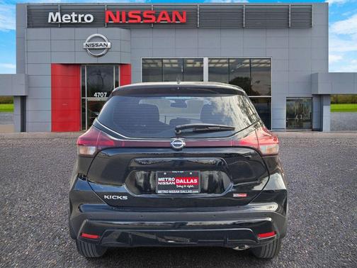 2025 Nissan Kicks Play S