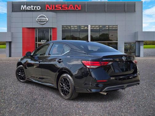 2023 Nissan Sentra SR