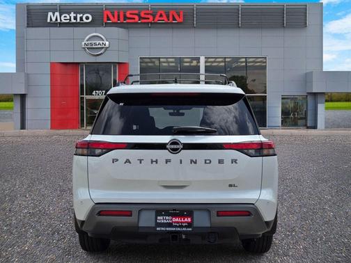 Everest White P 2026 Nissan Pathfinder SL