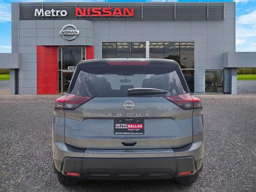 Gun Metallic 2026 Nissan Rogue SV
