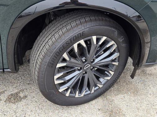 Obsidian 2026 Nissan Rogue Platinum