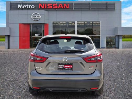 2022 Nissan Rogue Sport S