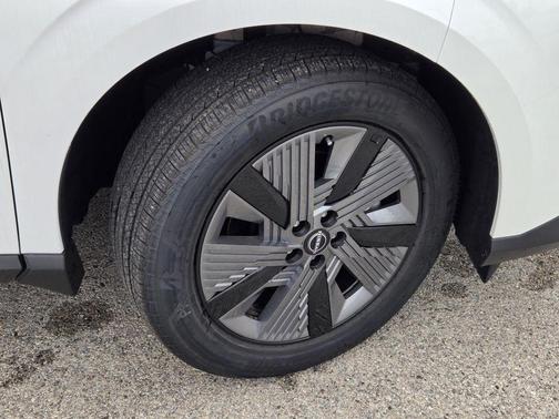 Everest White P 2026 Nissan Murano SL