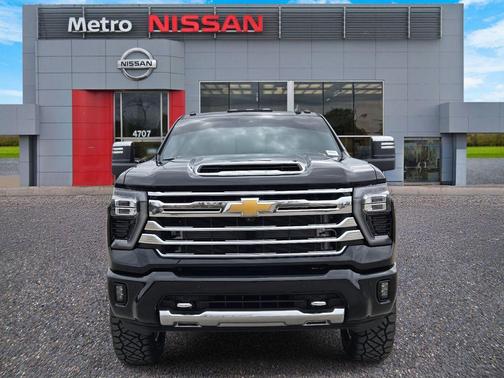 2025 Chevrolet Silverado 3500 High Country