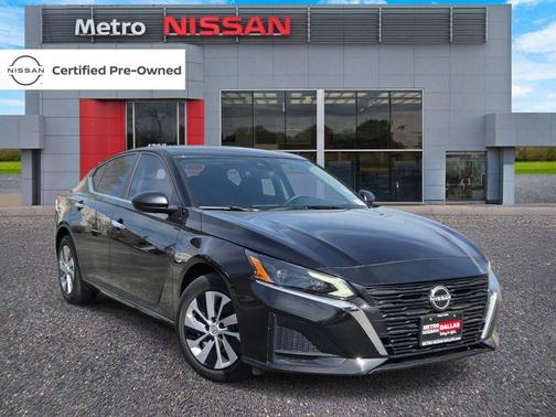 Black 2024 Nissan Altima 2.5 S