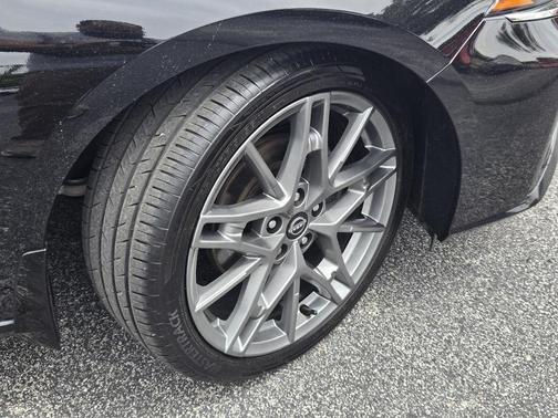 Black 2024 Nissan Altima 2.0 SR