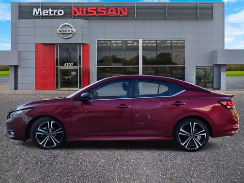 2022 Nissan Sentra SR