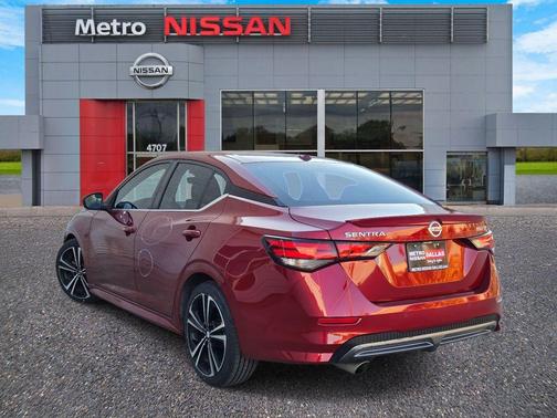 2022 Nissan Sentra SR
