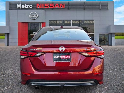 2022 Nissan Sentra SR