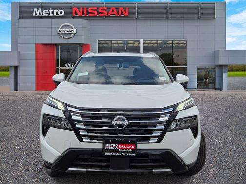 Everest White P 2026 Nissan Rogue Platinum