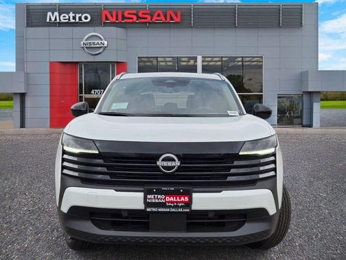 Fresh Powder 2026 Nissan Kicks SV