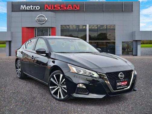 2022 Nissan Altima 2.0 SR