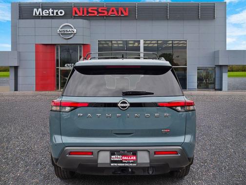 Baltic Teal 2026 Nissan Pathfinder SL