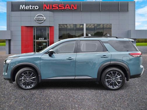 Baltic Teal 2026 Nissan Pathfinder SL