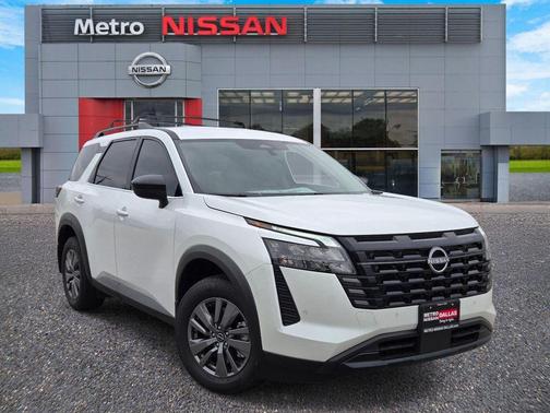 Everest White P 2026 Nissan Pathfinder SV