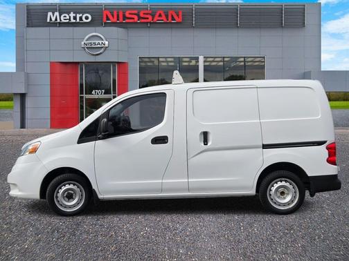 2021 Nissan NV200 S