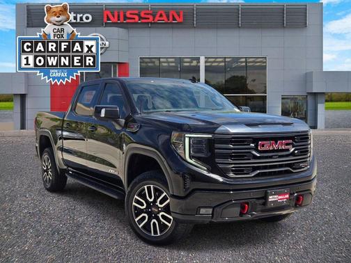 Onyx Black 2024 GMC Sierra 1500 AT4