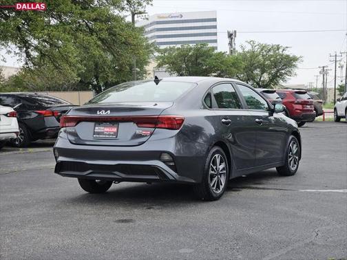 2023 Kia Forte LXS